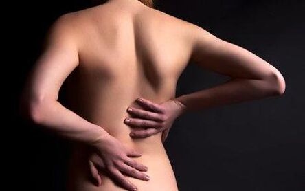back pain with thoracic osteochondrosis photo 1