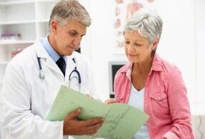 A woman with arthritis at the appointment for a doctor